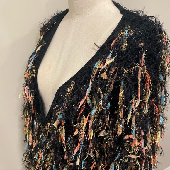 BLUE BLUSH Crochet Shaggy Fringe Multicolored Sweater Size Medium - Picture 3 of 14